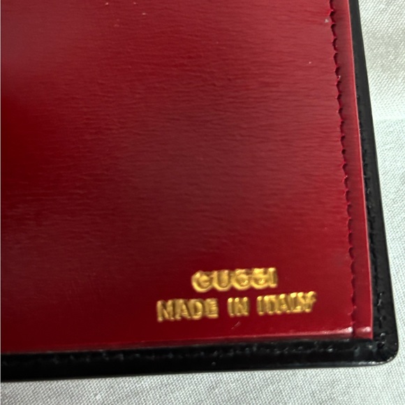 Gucci Red and Black Leather Wallet - Picture 8 of 16